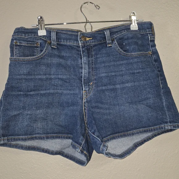 Levis Classic Jean Shorts Size 32 - Picture 2 of 16